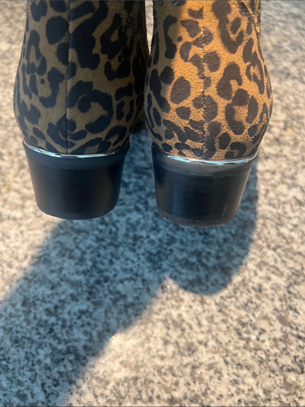 Marc Fisher leopard print pointed toe block heel ankle boots 8 date night fall - Picture 7 of 10